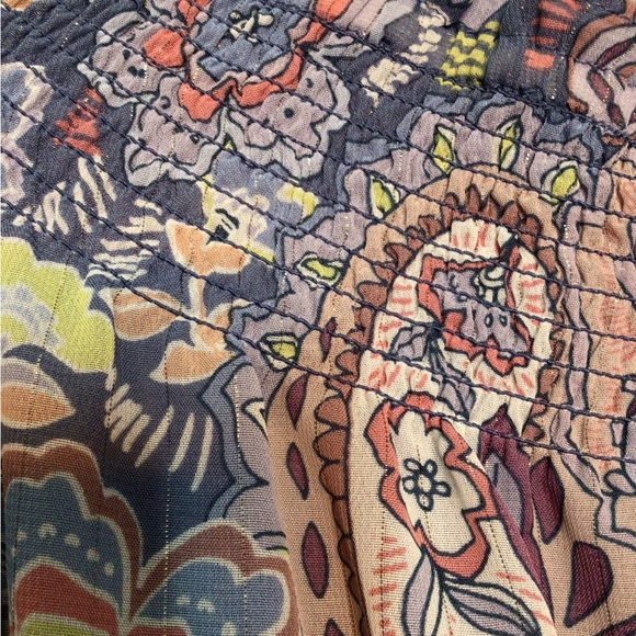 New York & Company Bohemian Floral Paisley Women's Top Size Large - Picture 4 of 6